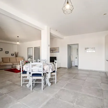 Bmyguest - Country View *